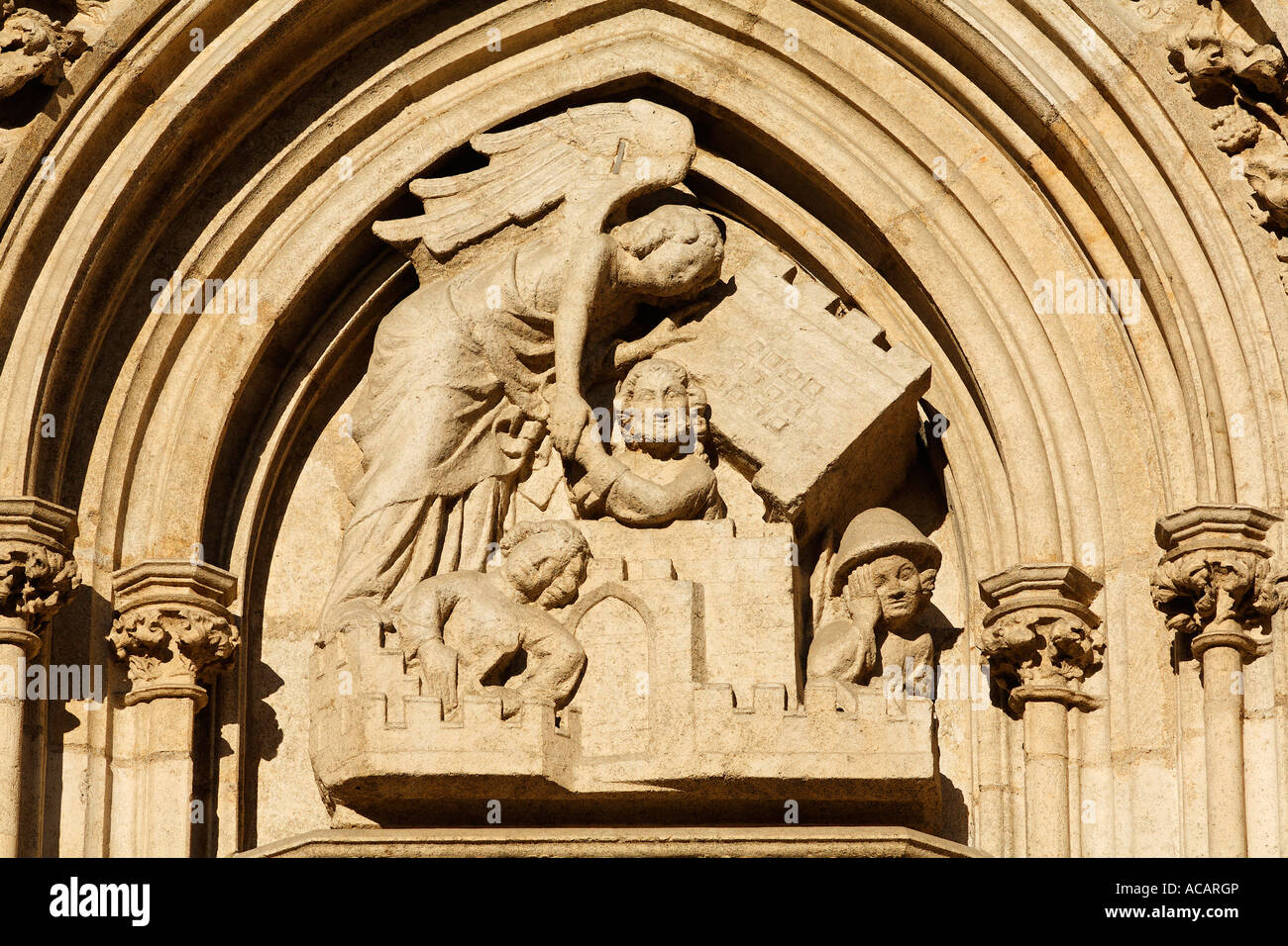 Tympanon Relief am südlichen Westportal von St. Peter Dom, Regensburg, Oberpfalz, Bayern, Deutschland Stockfoto