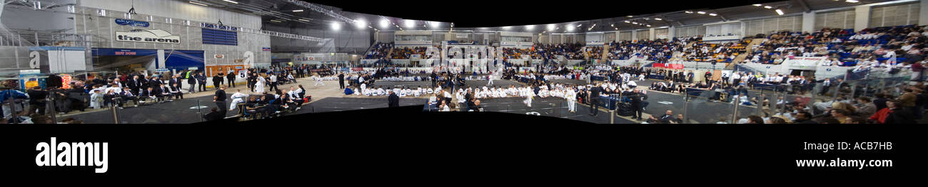 Zusammengesetzte Panorama-Aufnahme des englischen Tae Kwon Do Meisterschaften 2006 am Skydome ice skating Arena COVENTRY UK Stockfoto
