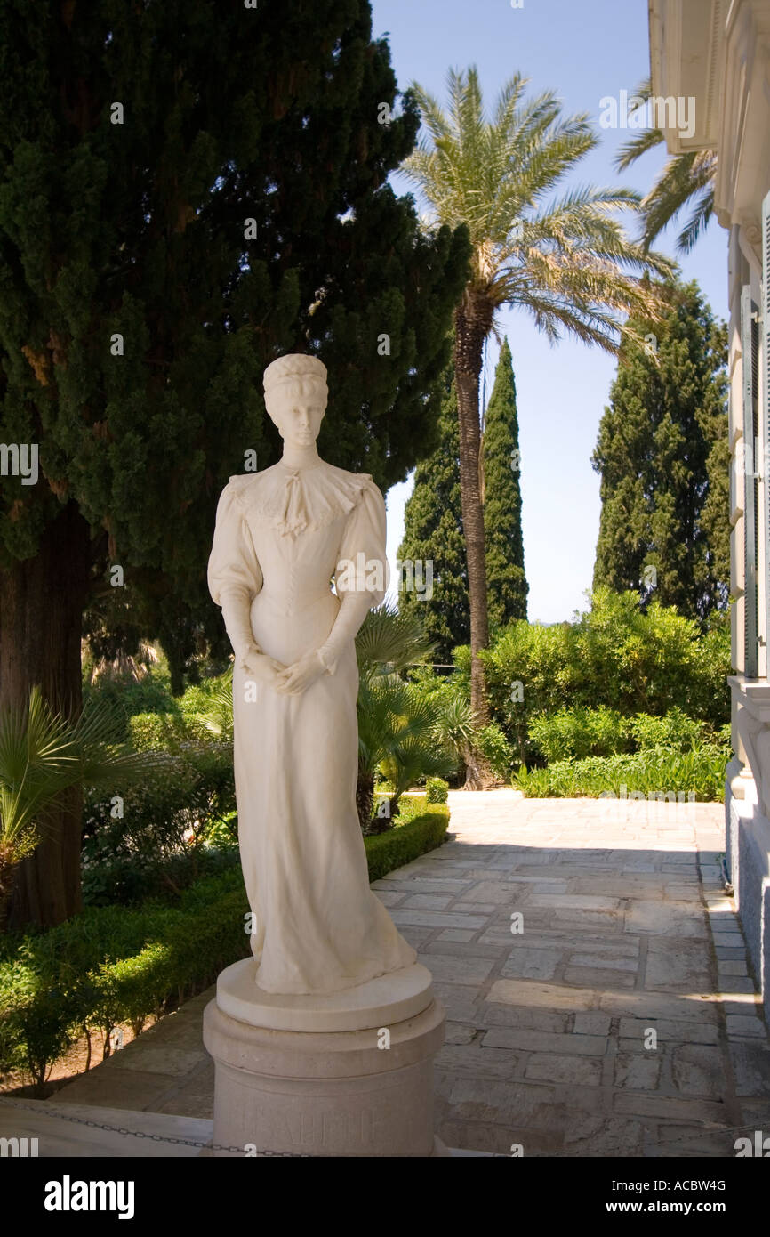 Korfu Insel Achillion Palace Statue der Kaiserin Elisabeth von Österreich Sisi Stockfoto