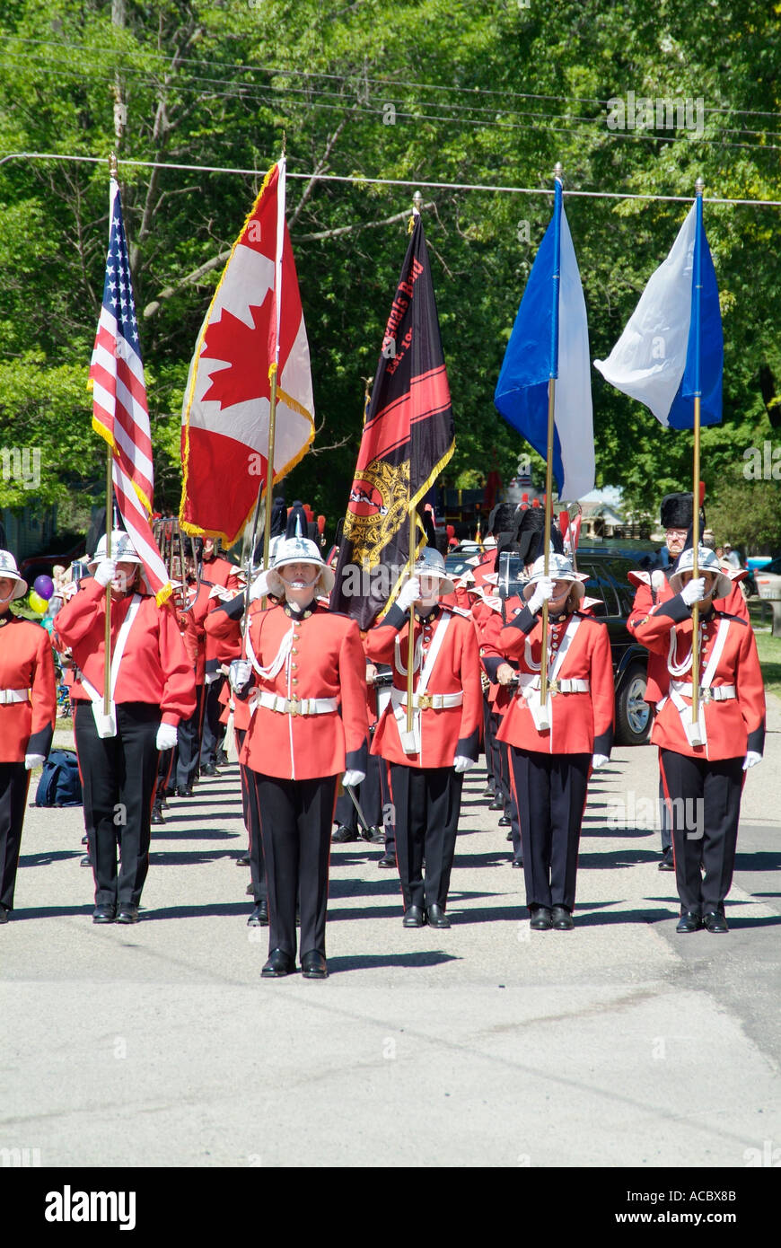 Toronto Kanada Signal Corps Band Märsche bei Independence Day Parade an Lexington Michigan Stockfoto