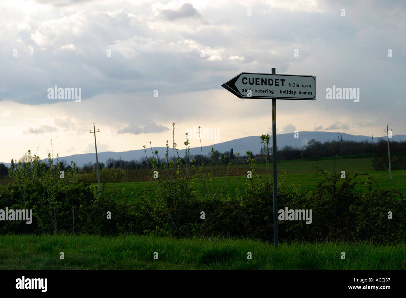 Pfeil zu unterzeichnen, unterwegs in Italien Stockfoto