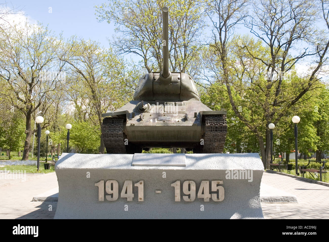 Sowjetischen 2. Weltkrieg Tank Ehrenmal im Nord-Kaukasus Stadt von Georgijewsk in Süd-West-Russland Stockfoto