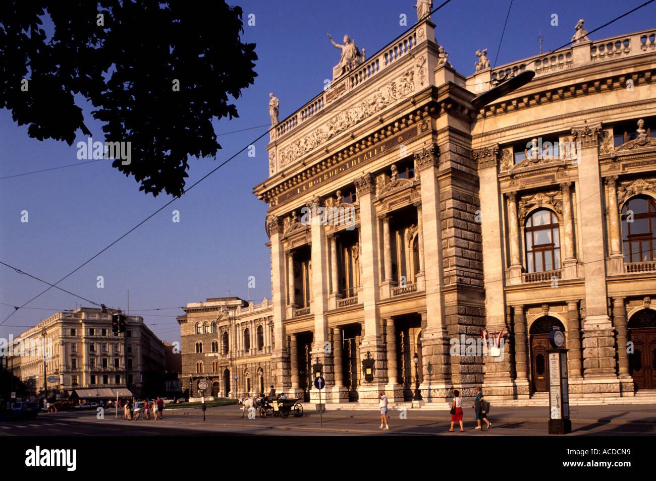 Burgtheater Wien Österreich österreichische Geschichte historisch Altstadt Stockfoto