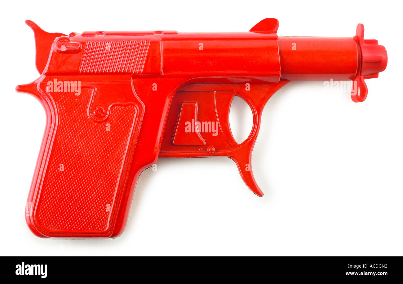 Red toy gun -Fotos und -Bildmaterial in hoher Auflösung – Alamy
