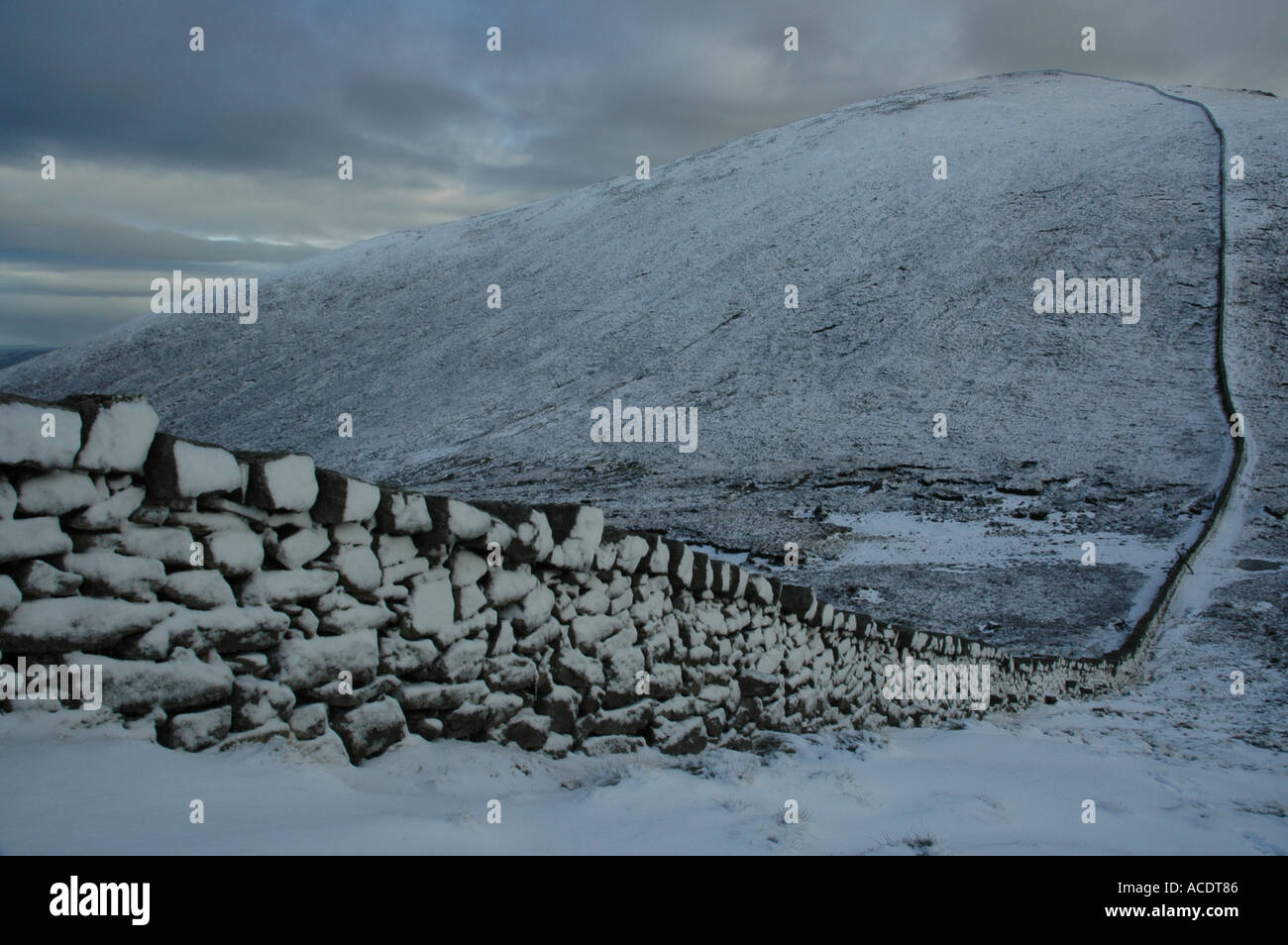 Die Mourne Wand im Schnee Co Down Northern Ireland Stockfoto