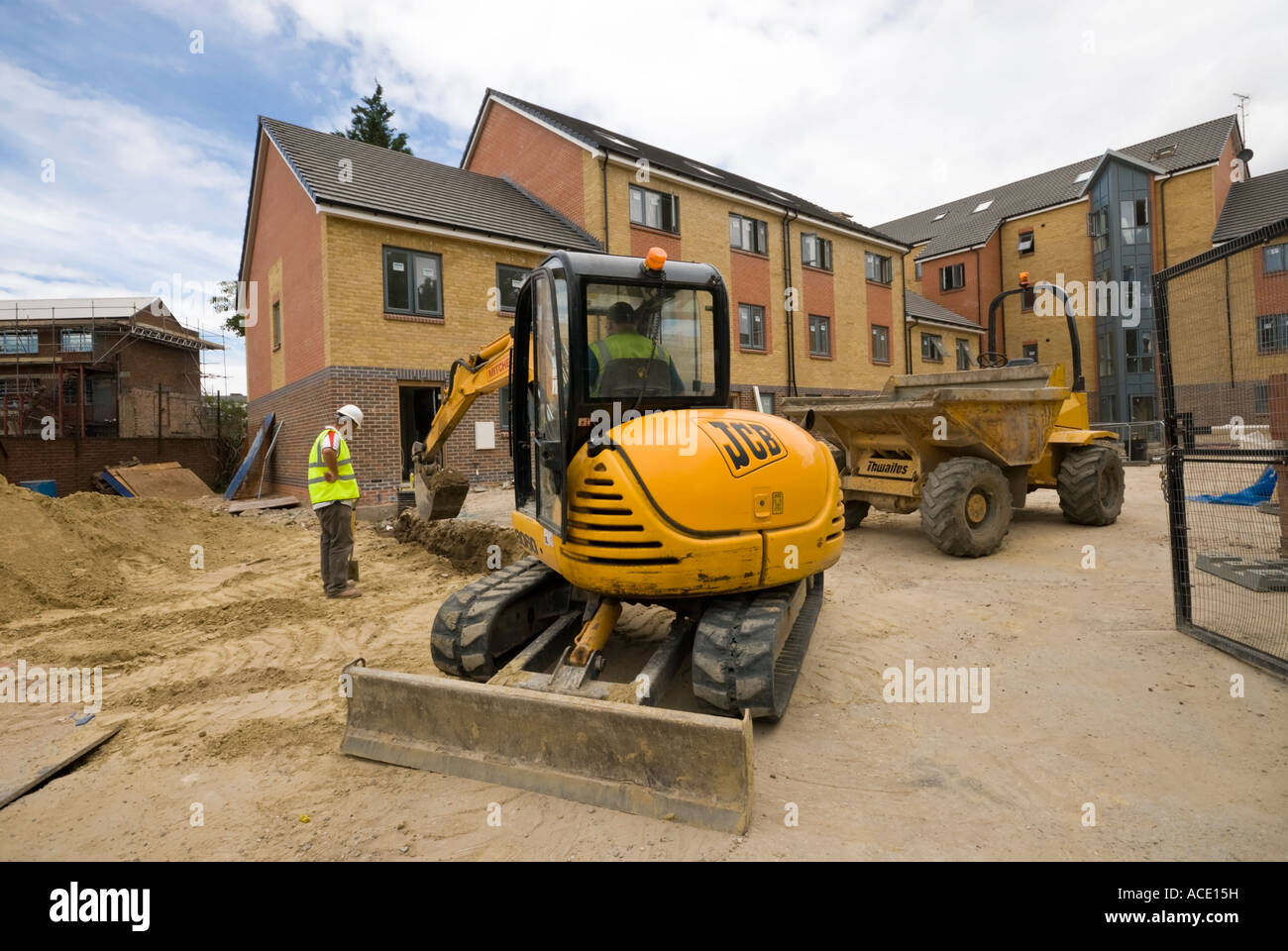 Neue Häuser und Wohnungen gebaut im Jahr 2007 auf Nachtigall Anwesen in Hackney Stockfoto