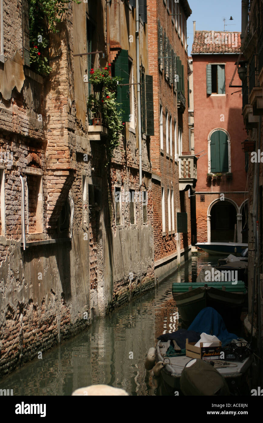 Venedig Italien Seite ruhig Kanalboote festgemacht Stockfoto