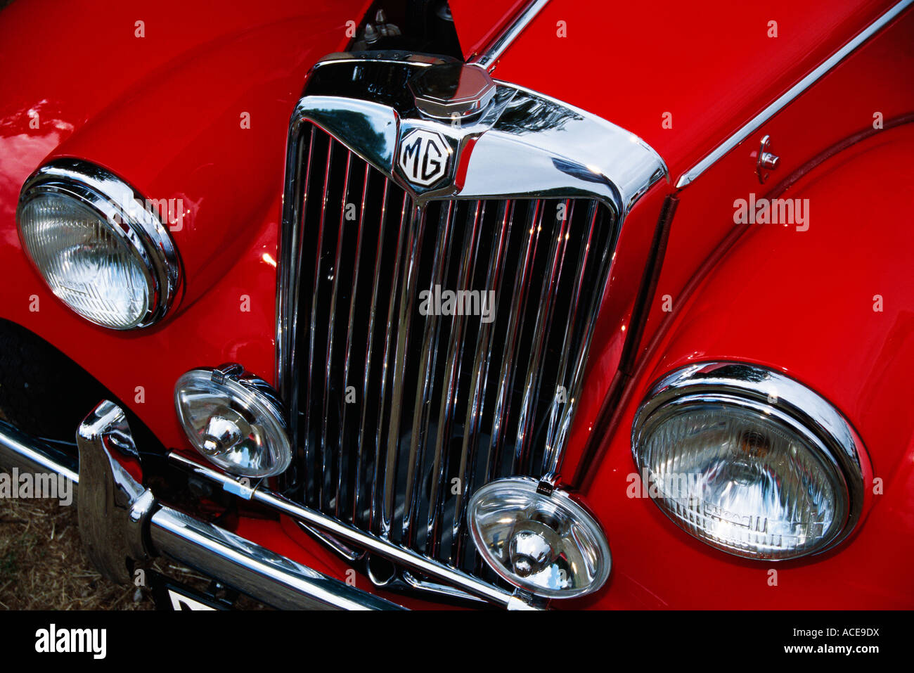 Die Motorhaube des Oldtimer-Nahaufnahme. Stockfoto