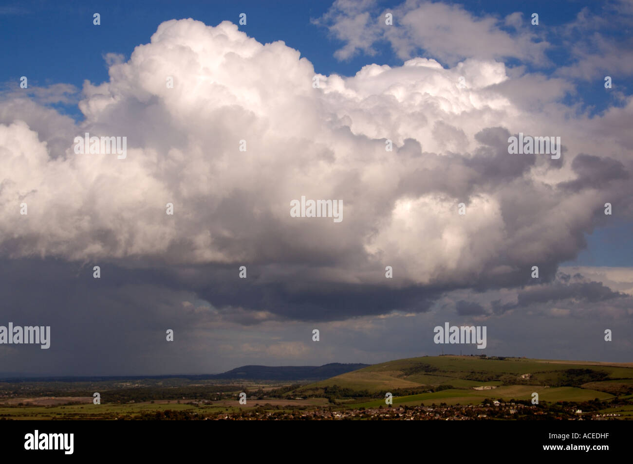 Regenwolken über Devils Dyke, Sussex, England Stockfoto