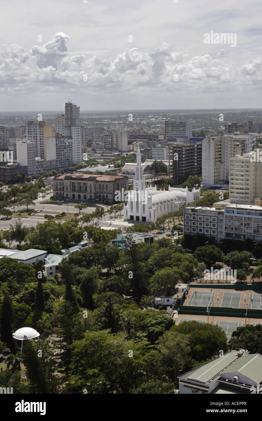 Blick über zentrale Maputo, Rathaus und Dom, Mosambik, SE Afrika Stockfoto