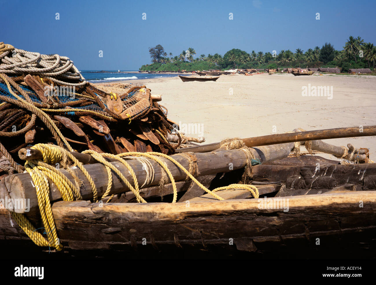 Indien Goa Norden Morgim Angelboote/Fischerboote am Strand Stockfoto