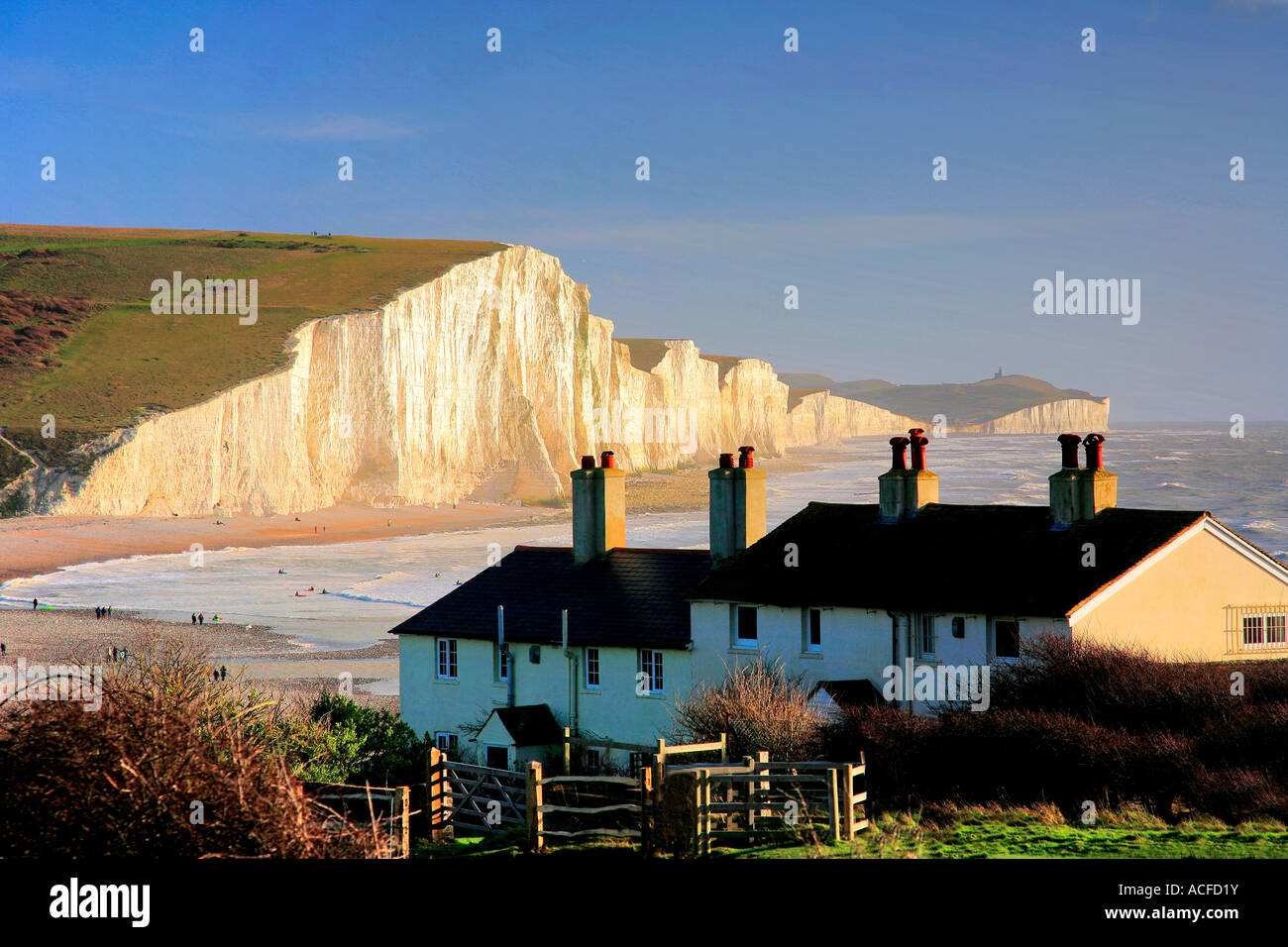 Die sieben Schwestern Kreide Klippen, Coastguard Cottages, Seaford Kopf, South Downs Way, Sussex, England, Großbritannien, UK Stockfoto