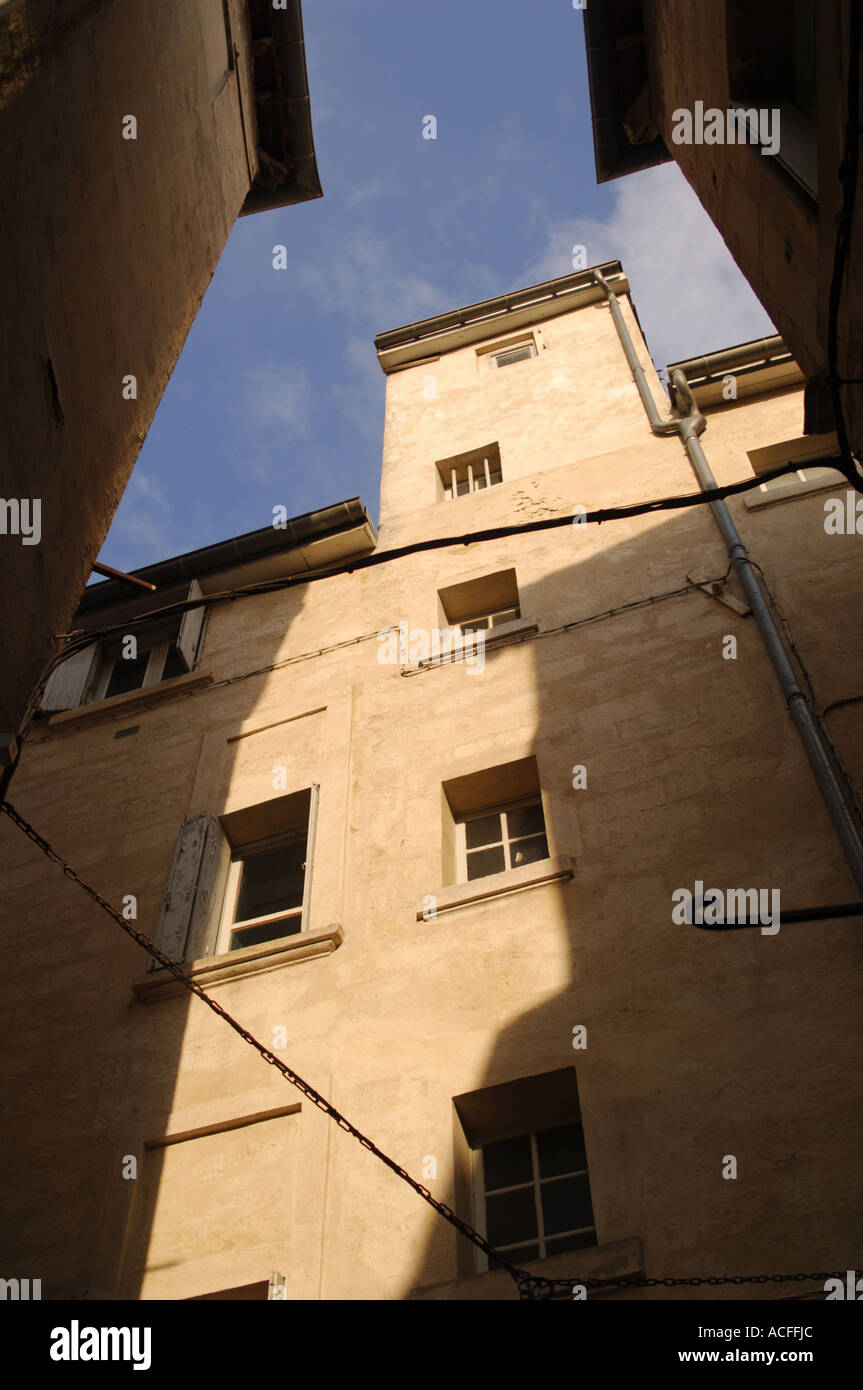 Detail in einer Seitenstraße der Altstadt von Montpellier, Südfrankreich Stockfoto