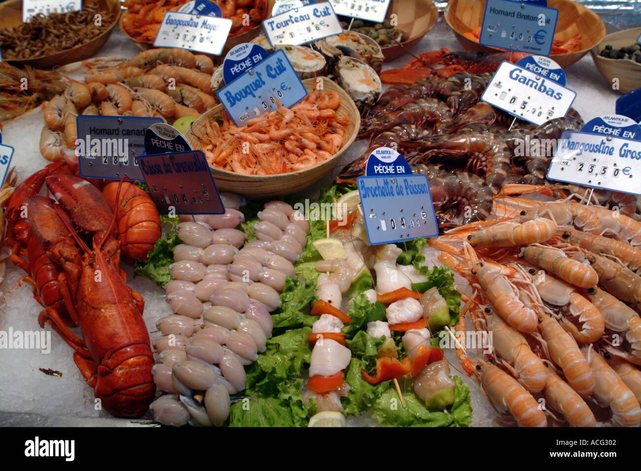 Fisch &amp; Meeresfrüchte-Shop in Perigueux Frankreich Meeresfrüchte display Stockfoto