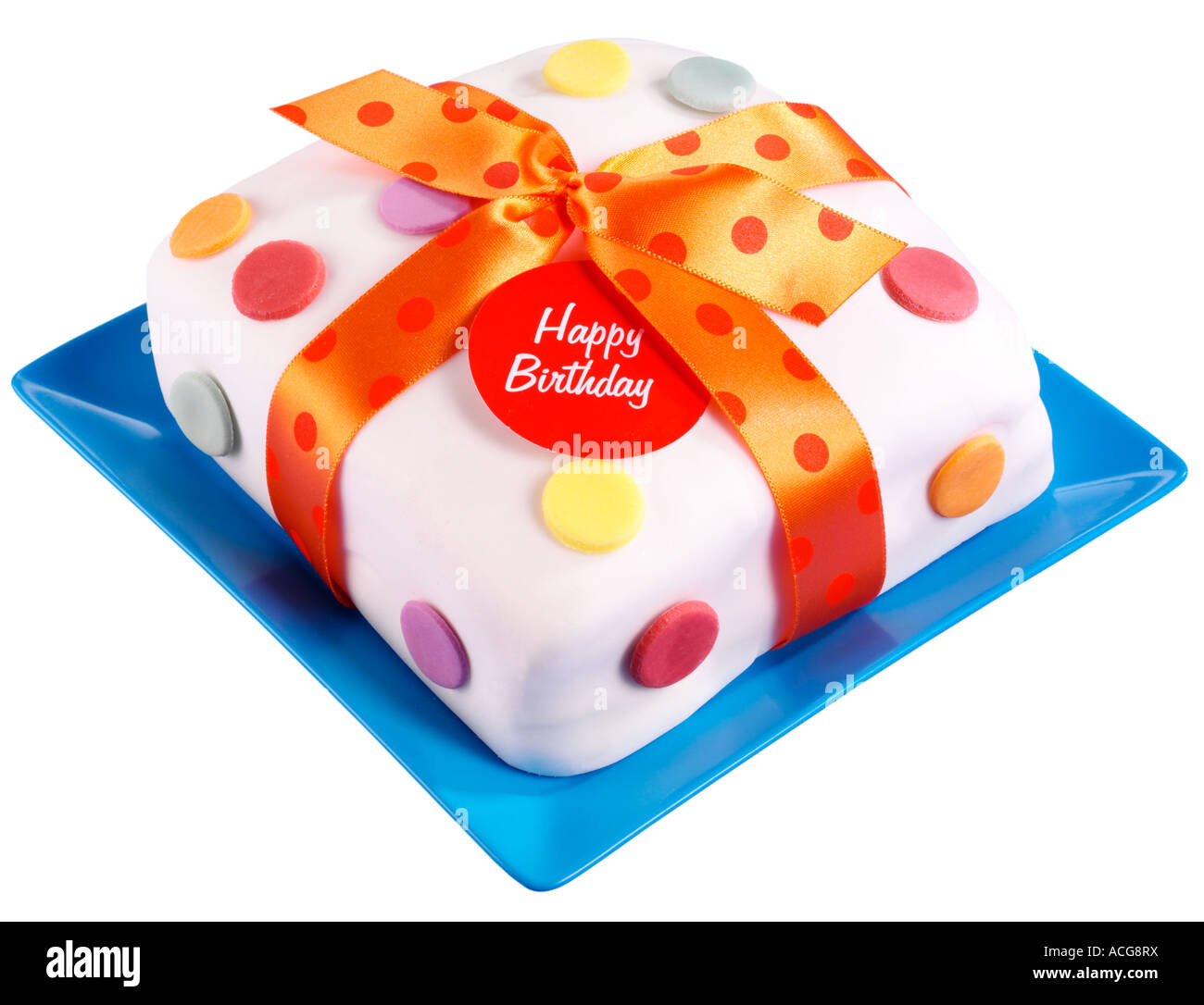 GEBURTSTAGSTORTE MIT POLKA DOTS AUSSCHNEIDEN Stockfoto
