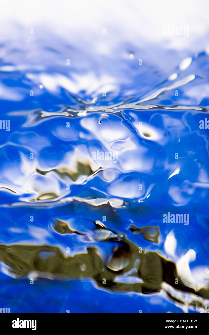 Gradient Blauwasser Ripple Muster Stockfoto