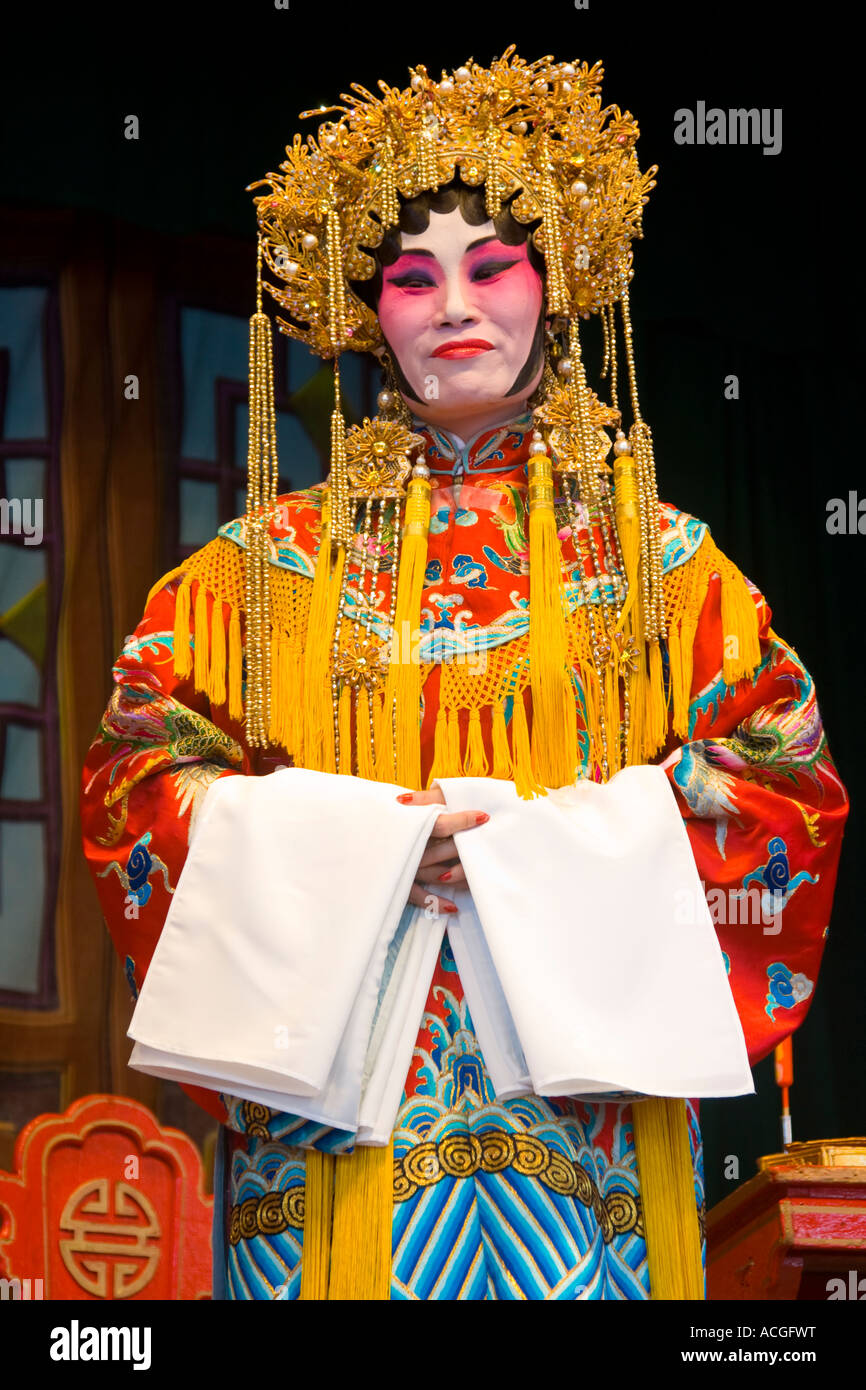 Chinesische Oper Leistung auf Cheung Chau Bun Festival Hong Kong SAR Stockfoto