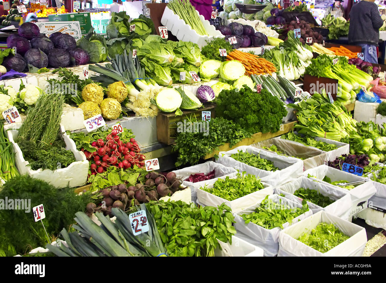 Kräuter und Gemüse Stall Queen Victoria Market Melbourne Victoria Australien Stockfoto