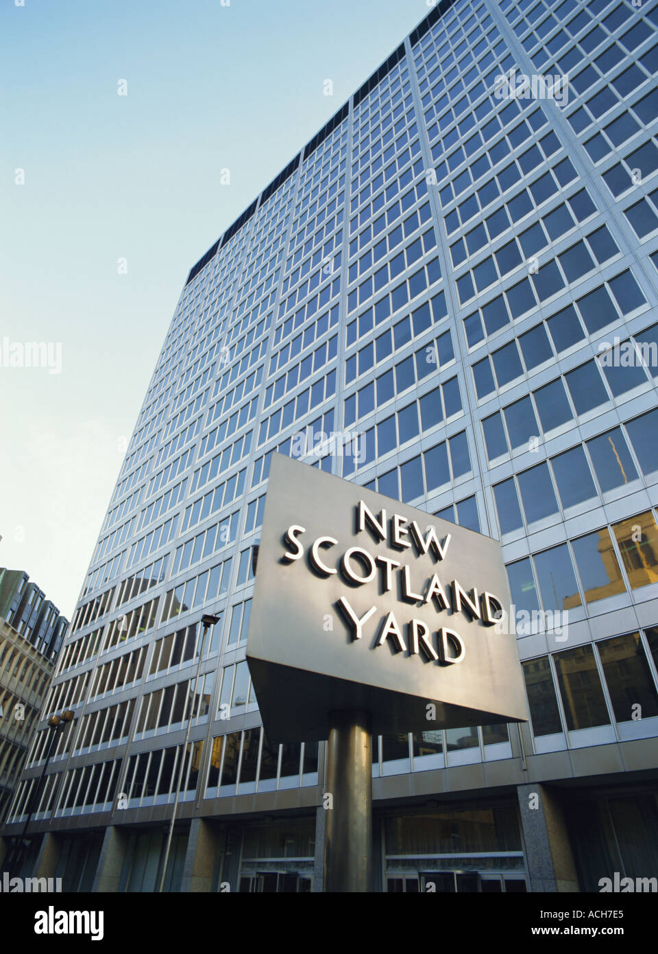 Neue Scotland Yard Hauptquartier der Metropolitan Police Westminster London England UK Stockfoto