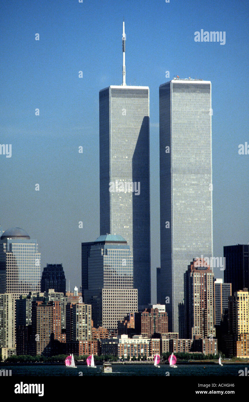Twin towers Fotos und Bildmaterial in hoher Auflösung Alamy