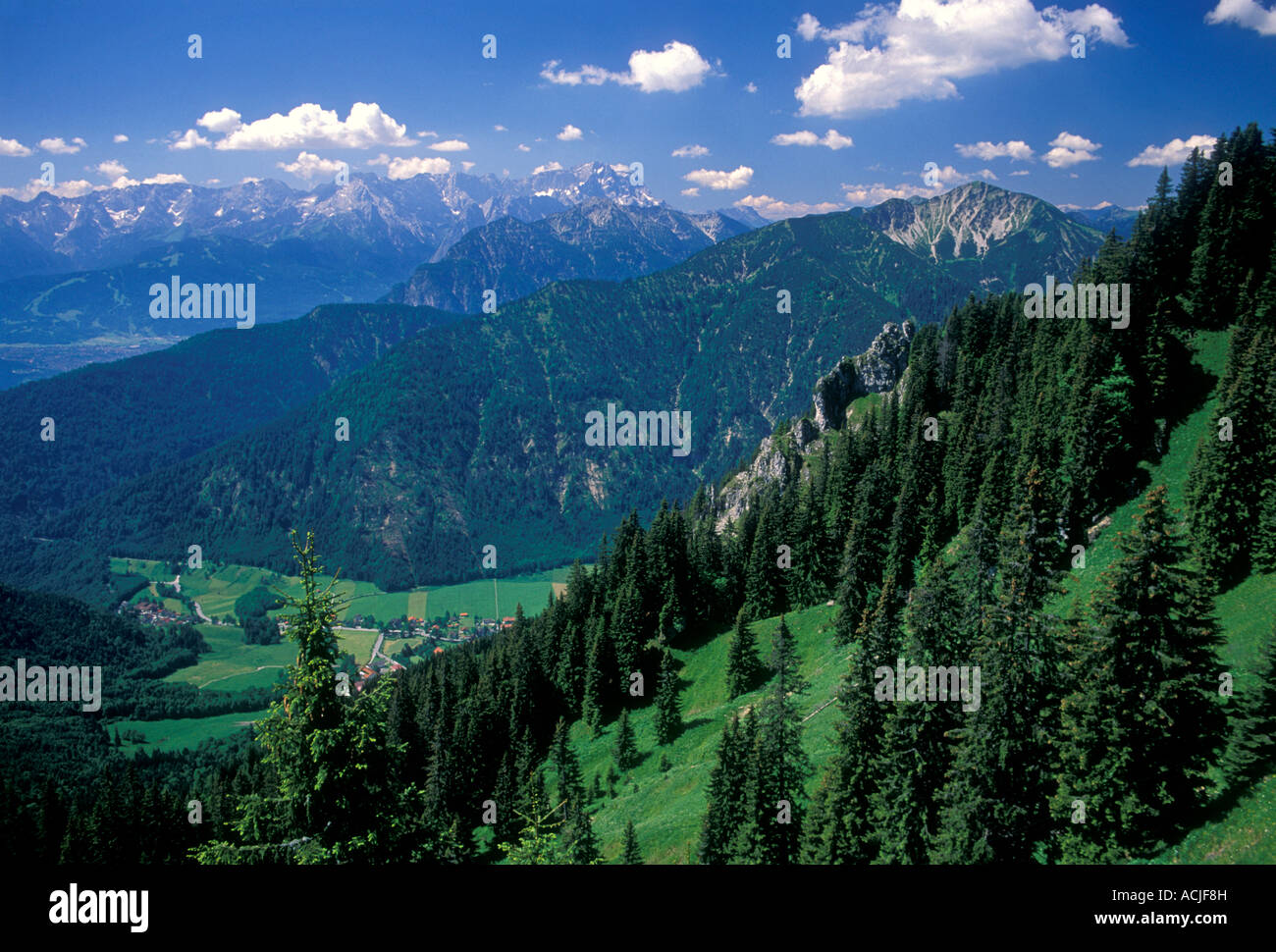 Ansicht von oben, Übersicht, Blick vom Berg Laber, Oberammergau, Oberammergau, Oberbayern, Deutschland, Europa Stockfoto