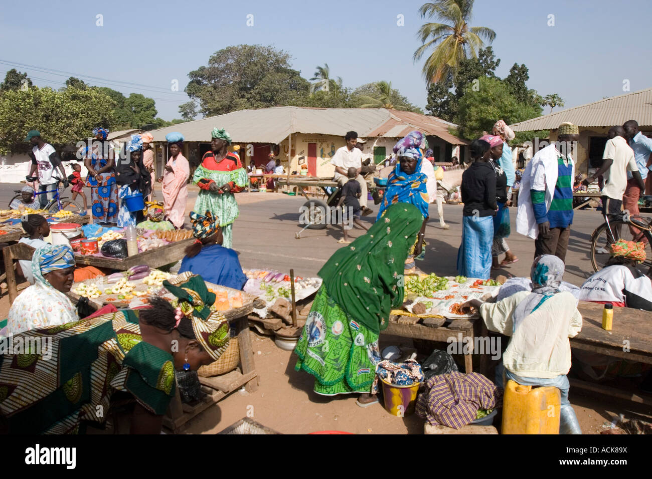 Sanyang Straße Markt unter freiem Himmel Gambia Stockfoto