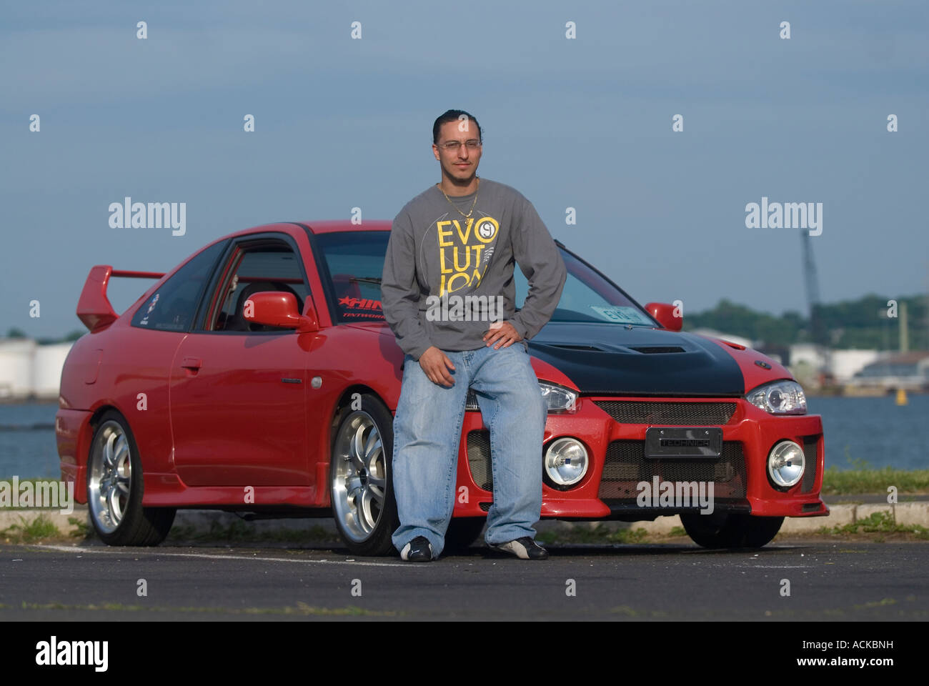 Mitglieder eines Auto-Clubs ändern ihre Autos für Show. New Haven Connecticut USA Stockfoto