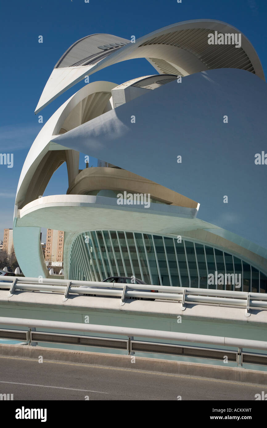 Palast der Künste Gebäude vom Architekten Santiago Calatrava entworfen Valencia, Spanien Stockfoto