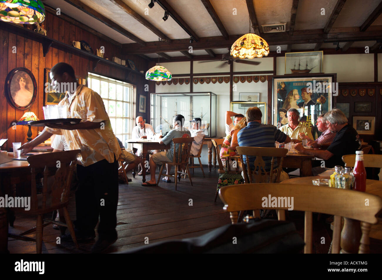 Das Pub am Port Lucaya Marketplace Count Basie Square Grand Bahama Island Stockfoto