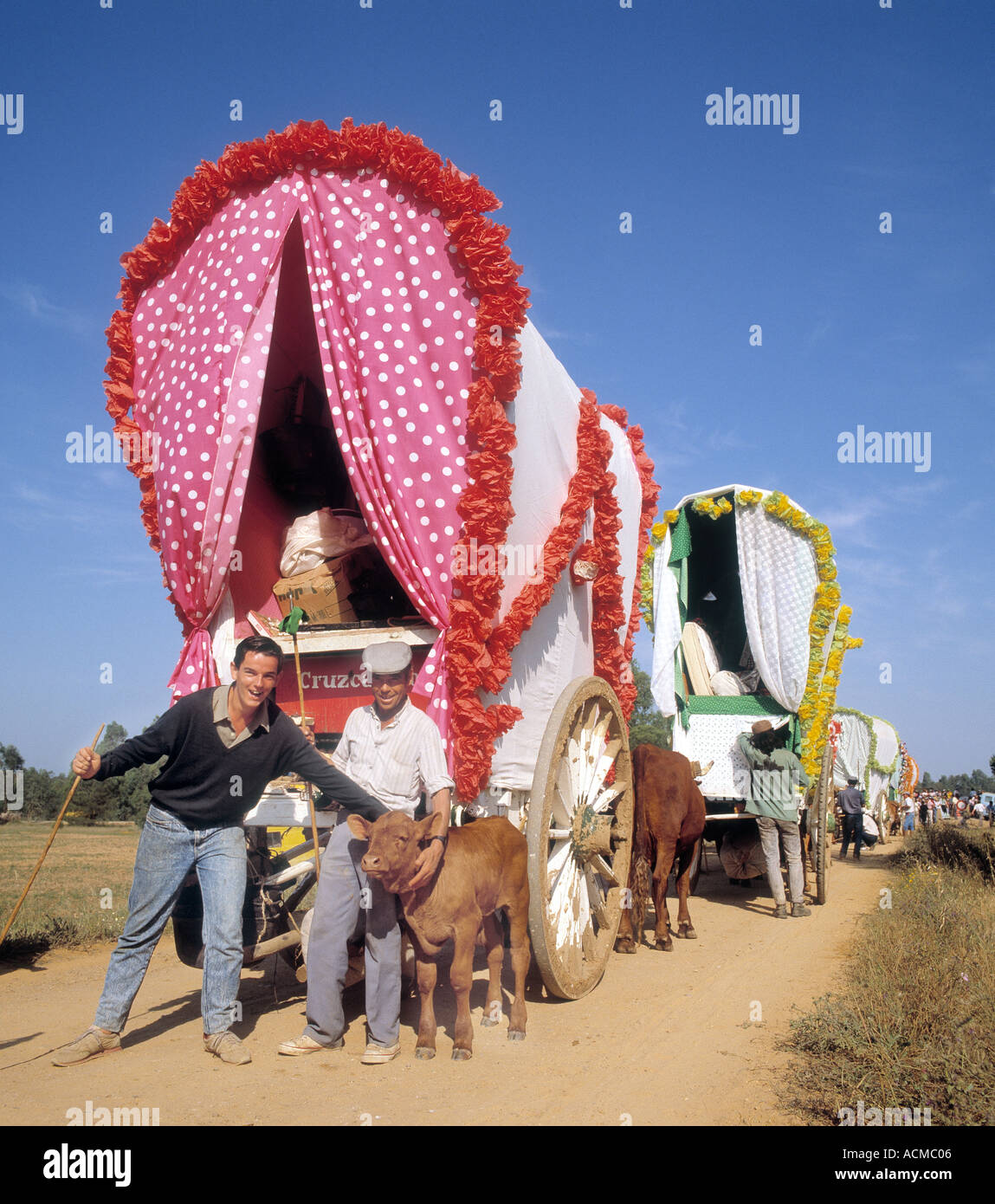 Huelva Provinz Andalusien Spanien typischen dekorierten Wagen an El Rocio jährliche Wallfahrt Stockfoto