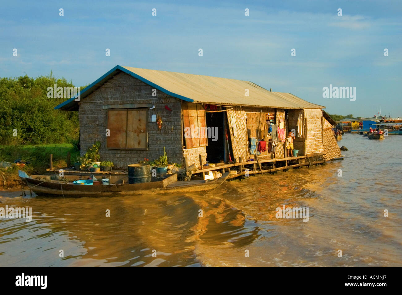 Haus am Wasser Stockfoto