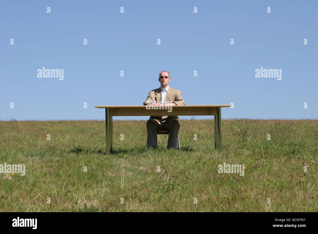 natürliche Business - Geschäftsmann Im Freien Stockfoto