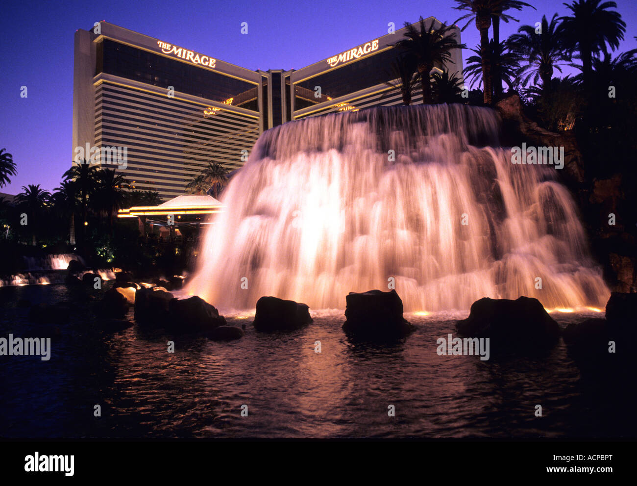 Das Mirage Hotel & Casino ausbrechenden Vulkan, in Las Vegas, Nevada USA Stockfoto