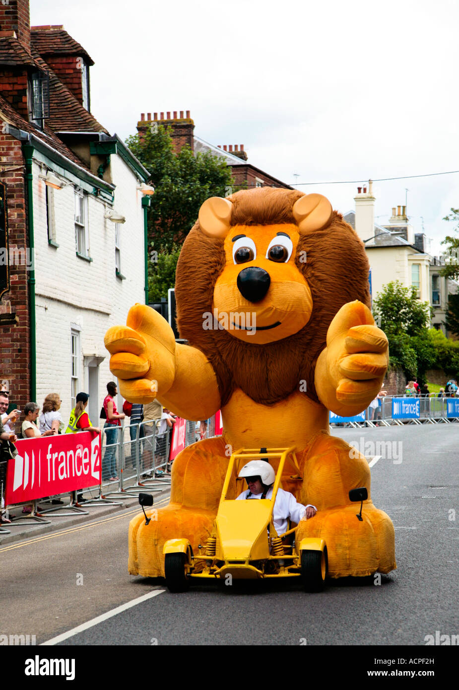 Tour de France Werbung Fahrzeug durch Canterbury Kent UK 2007 Stockfoto