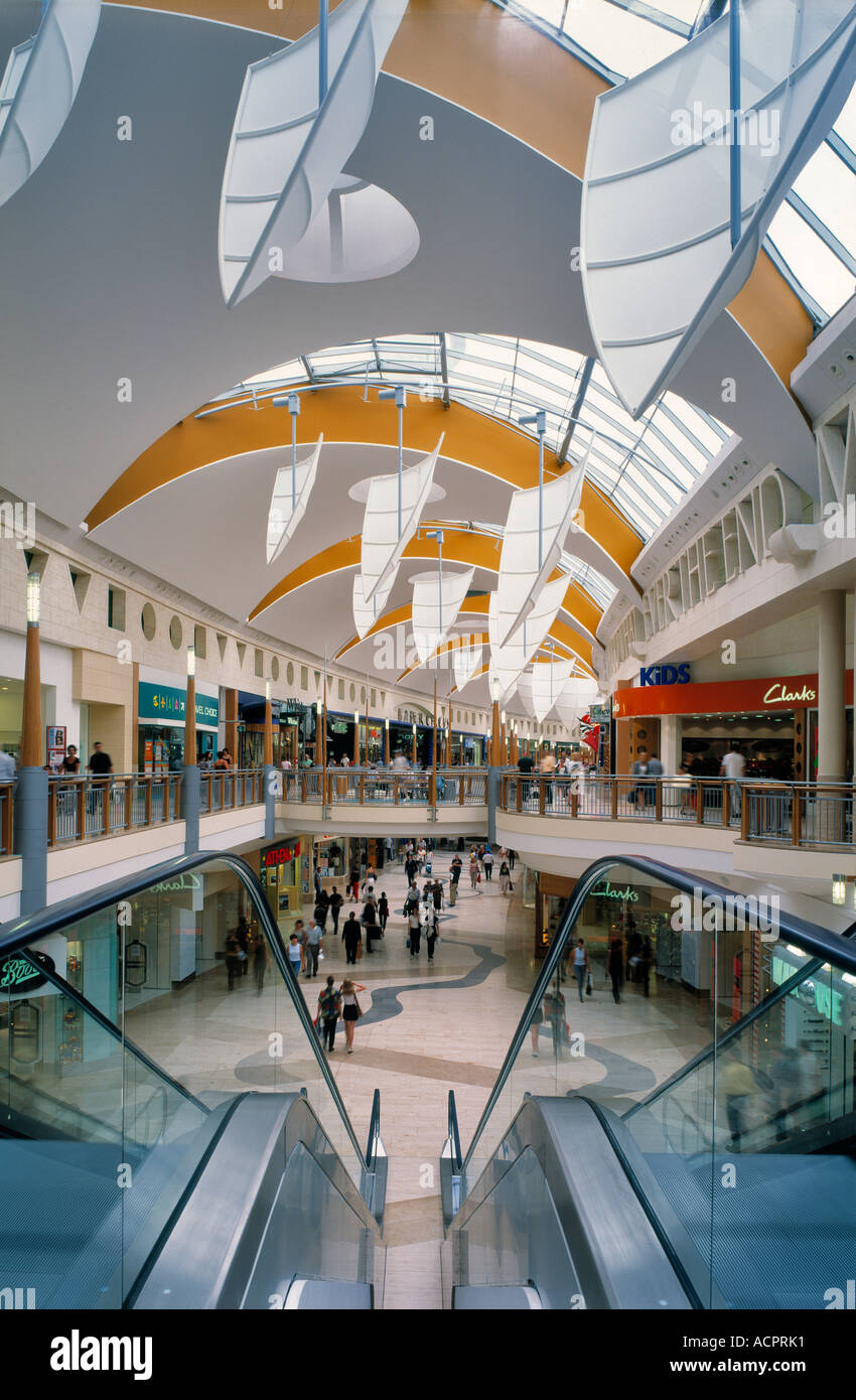 Interieur im Bluewater Shopping Centre - Kent Stockfoto