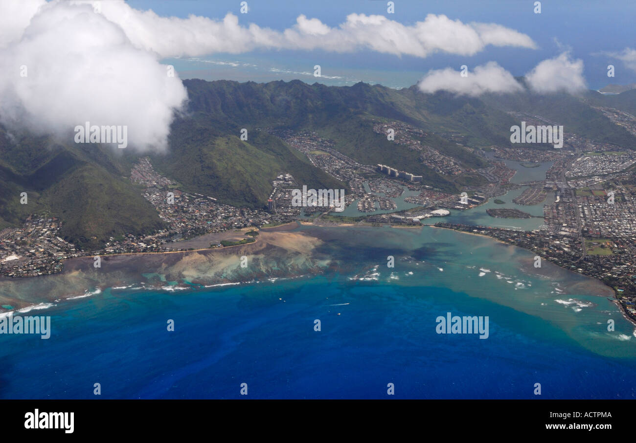 Luftbild von Maunalua Bay und Kuapa Teich auf Oahu Hawaii Stockfoto