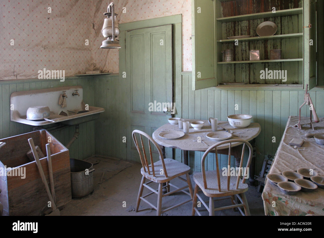 Antike Küche in Bodie Geisterstadt, Kalifornien, USA Stockfoto
