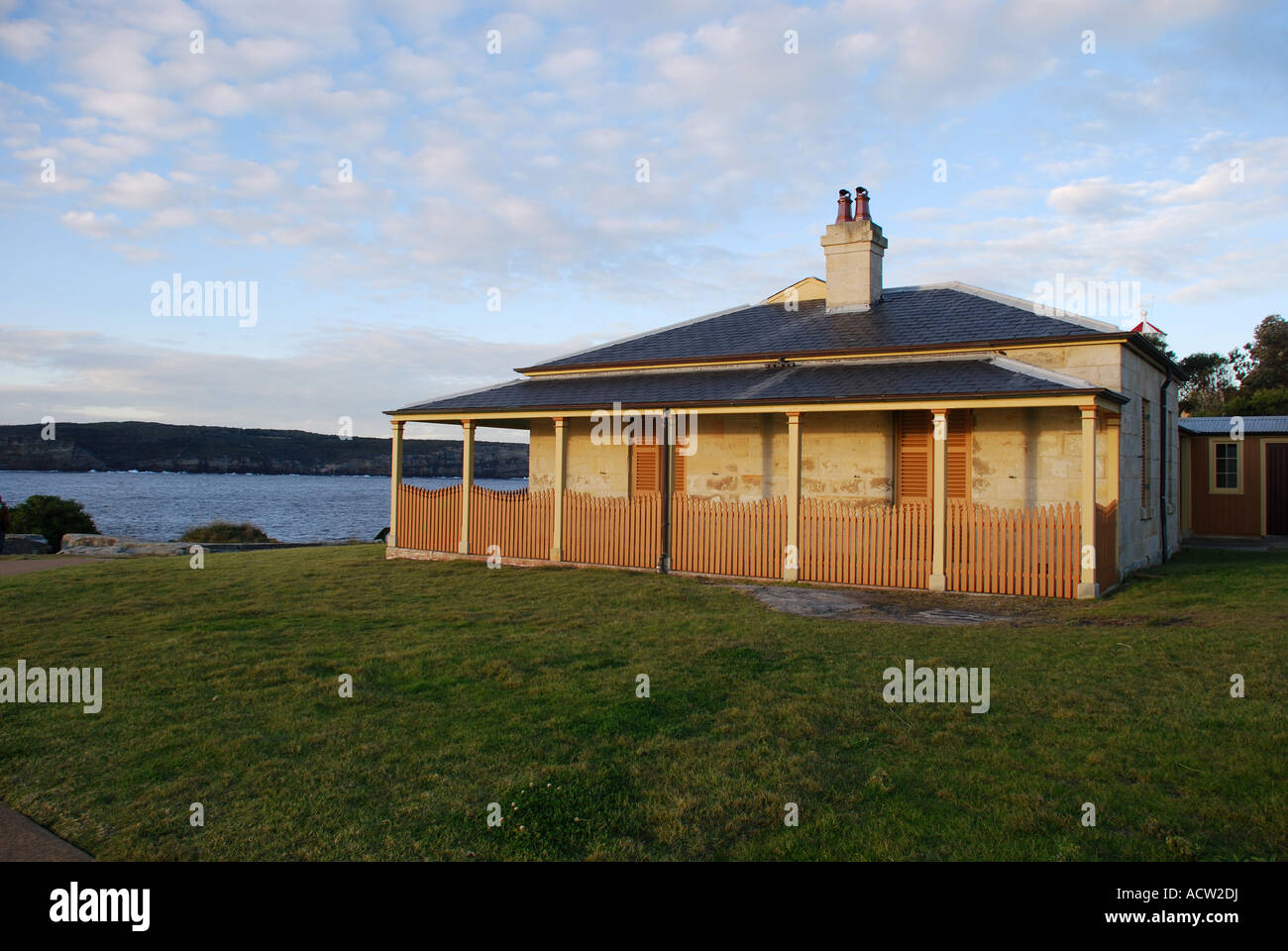 HAUS IM KOLONIALSTIL AM SOUTH HEAD-SYDNEY-AUSTRALIEN Stockfoto