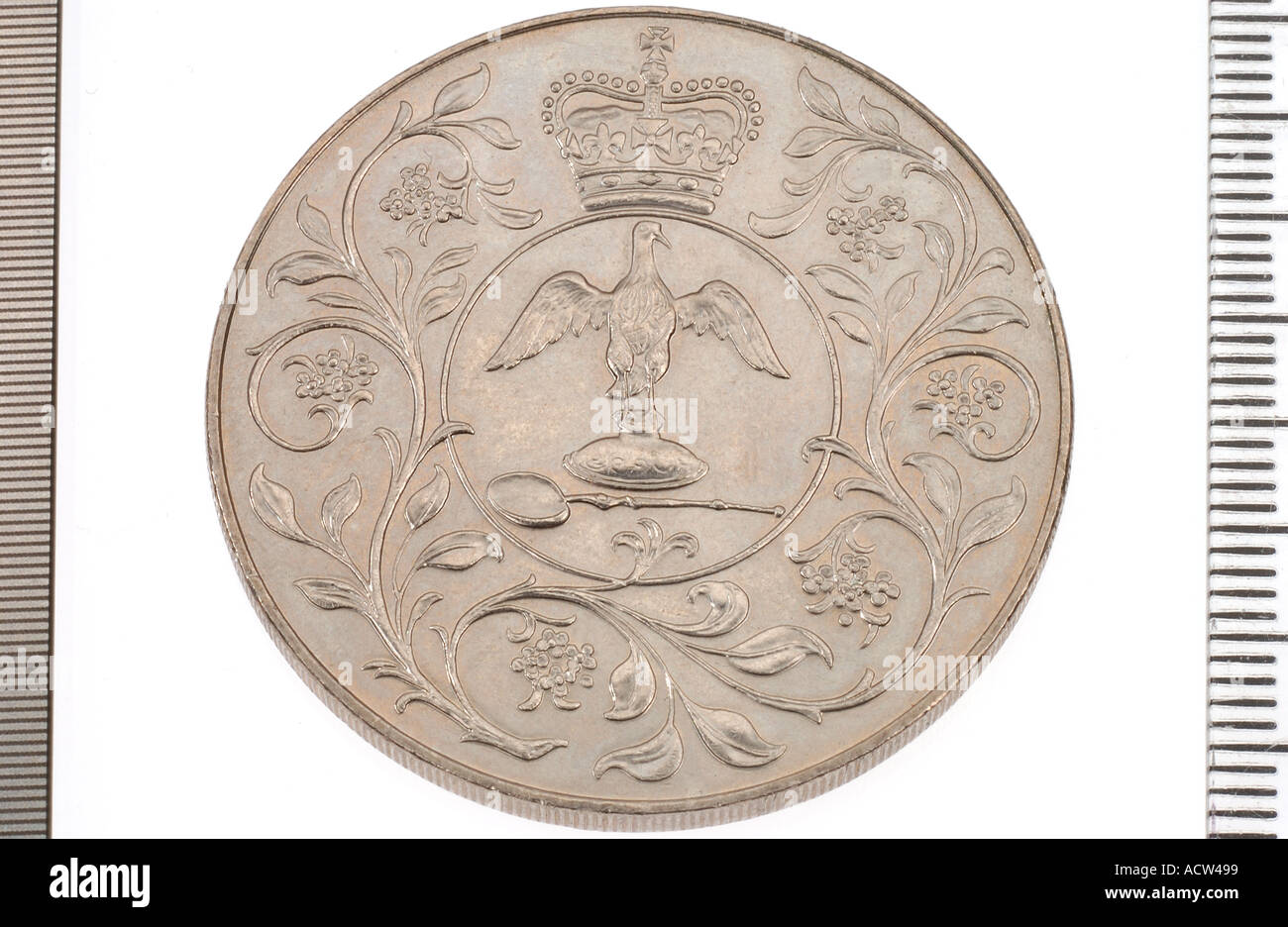 1977 Queens Silver Jubilee coin UK 25 Jahre Stockfoto