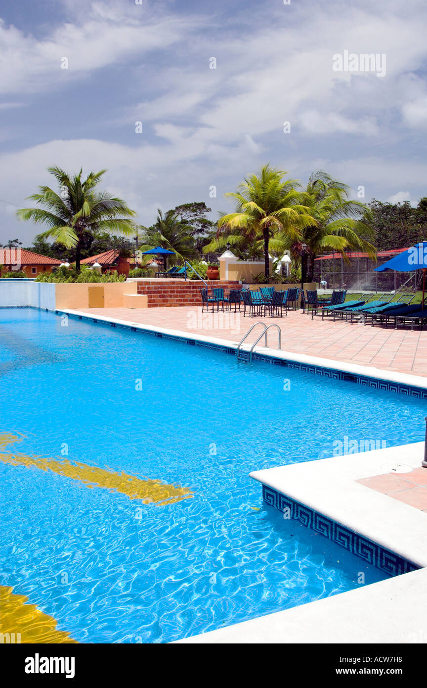 Schwimmbad im Hotel Melia Colon, Panama, Mittelamerika Stockfoto