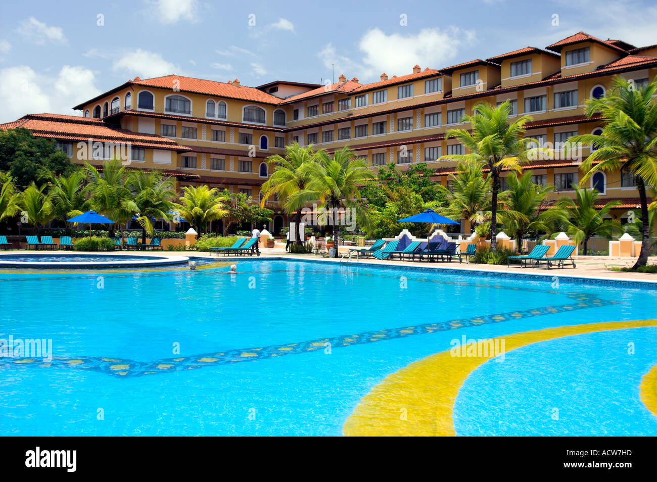 Das Melia Hotel und Schwimmbad in Colon, Panama, Mittelamerika Stockfoto