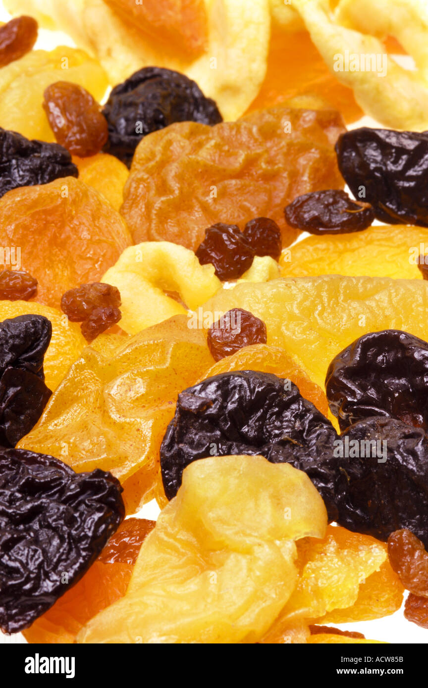 gemischte Mischung aus getrockneten Früchten Obst Pfirsiche Aprikosen-Pflaumen-Apfel-Rosinen-Trauben Stockfoto