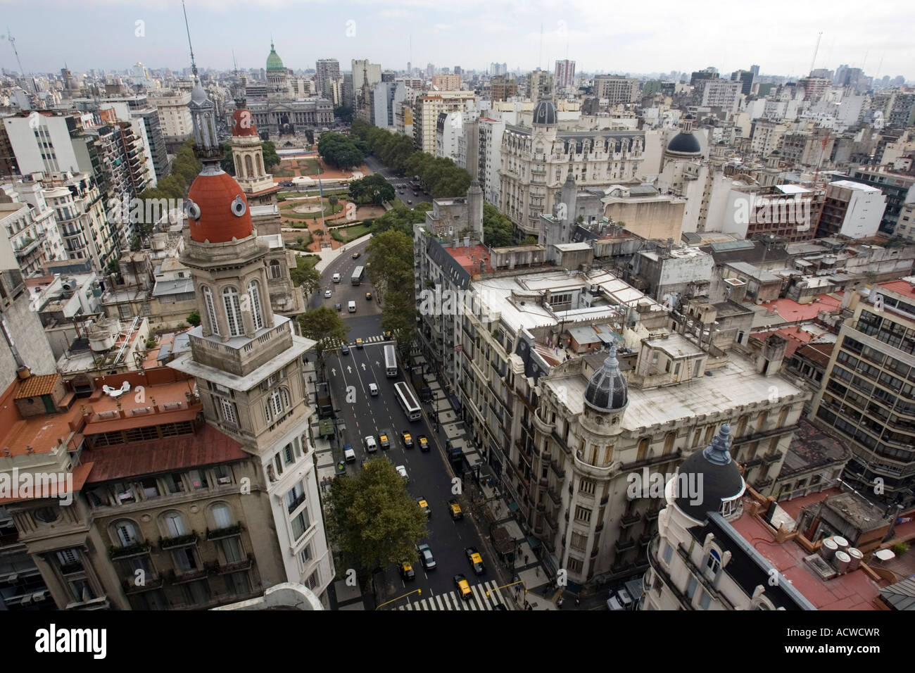 Avenida de Mayo des Kongresses und La Inmobiliaria aus Spitze Buenos Aires Argentinien Stockfoto