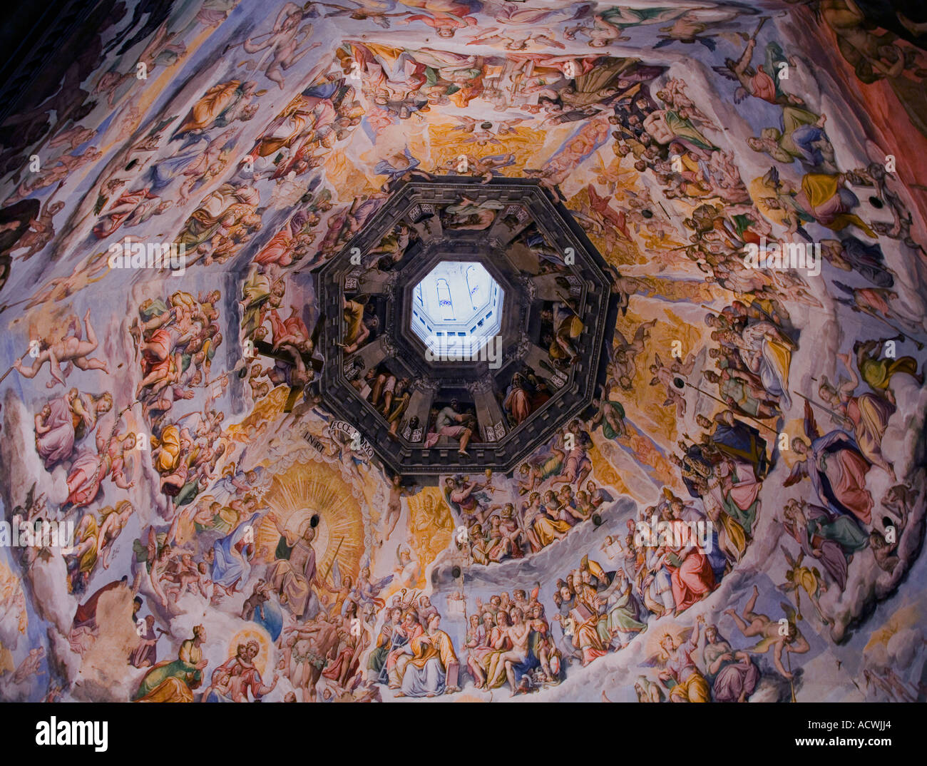 Florenz Duomo Kathedrale innen Brunellesci Kuppel mit Fresken des jüngsten Gerichts von Vasari Florenz Firenza Italien Stockfoto