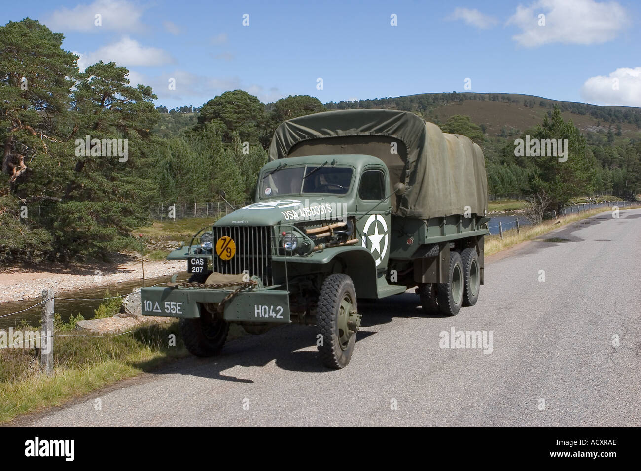 1942 40s GMC 'Jimmy' World war II 'Deuce-and-a-half' vintage amerikanischen Armee LKW, Kriegszeit zweieinhalb Tonnen Fahrzeug im Zweiten Weltkrieg, LKW des Zweiten Weltkriegs. Stockfoto