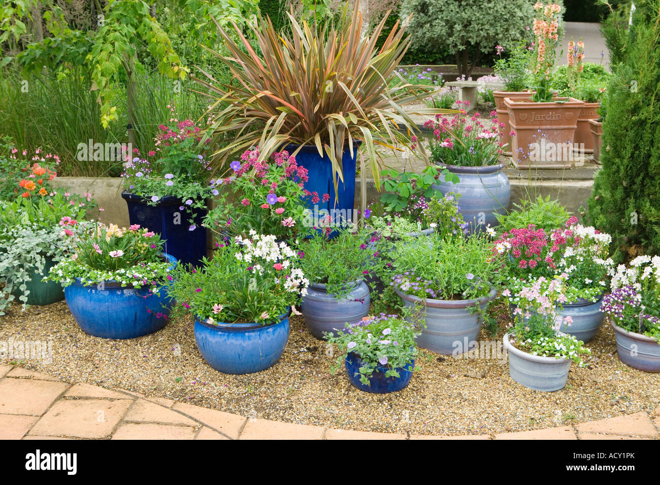 Behälter-Gartenarbeit Stockfoto