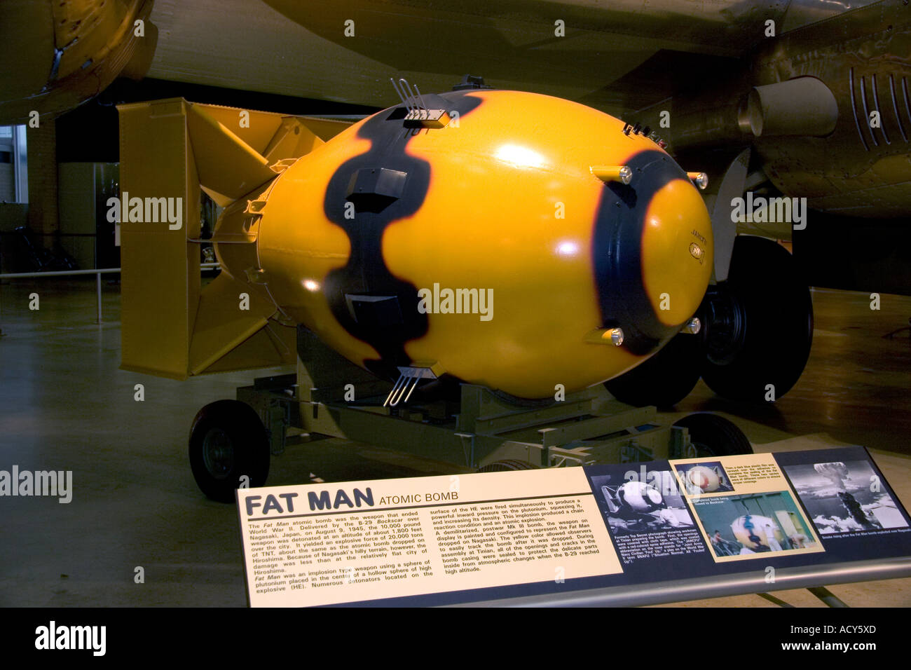 Nachbau einer Atombombe an die United States Air Force Museum auf der Wright-Patterson Air Force Base in Dayton, Ohio. Stockfoto