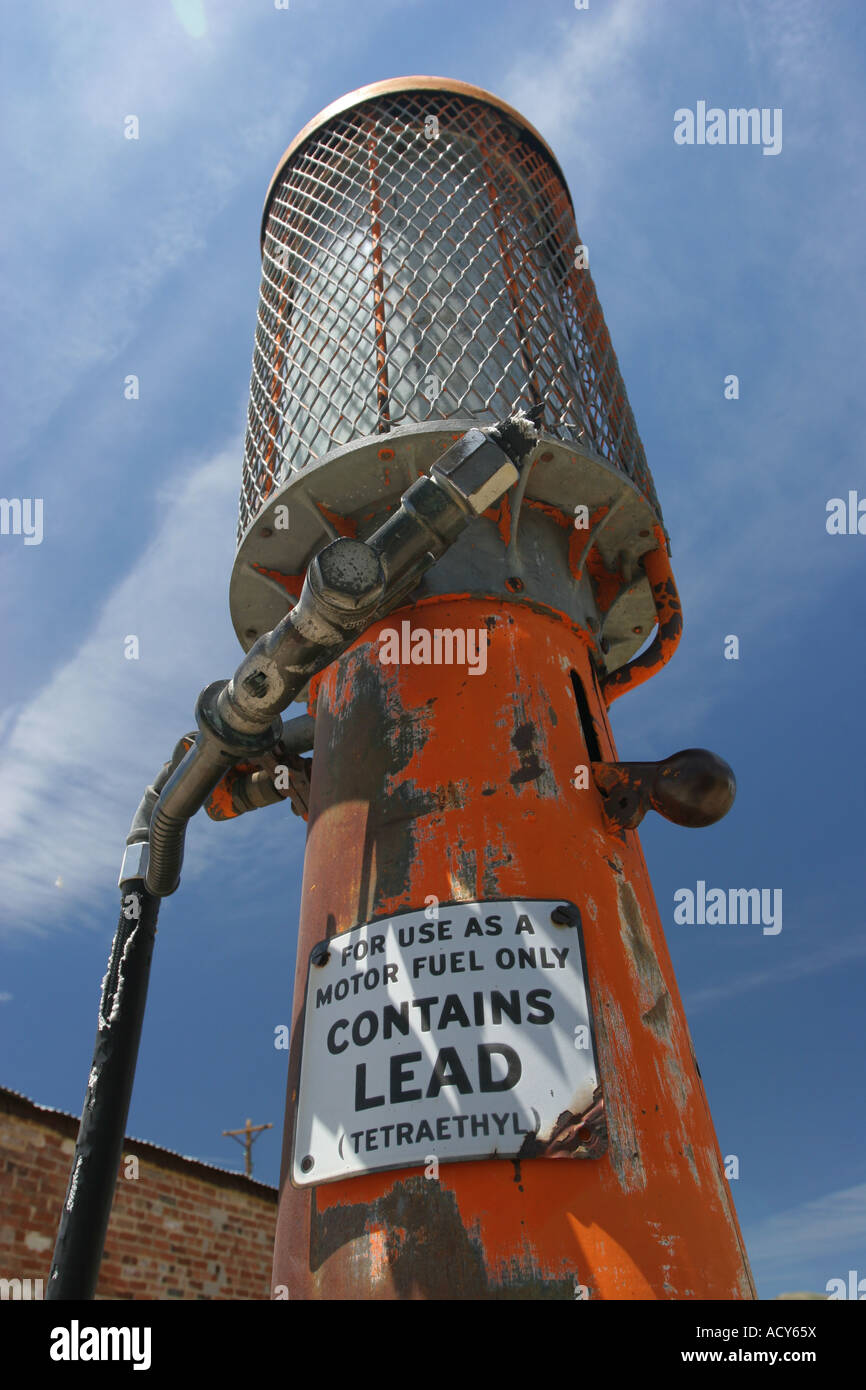 Vintage Zapfsäule in Bodie Geisterstadt, Kalifornien, USA Stockfoto