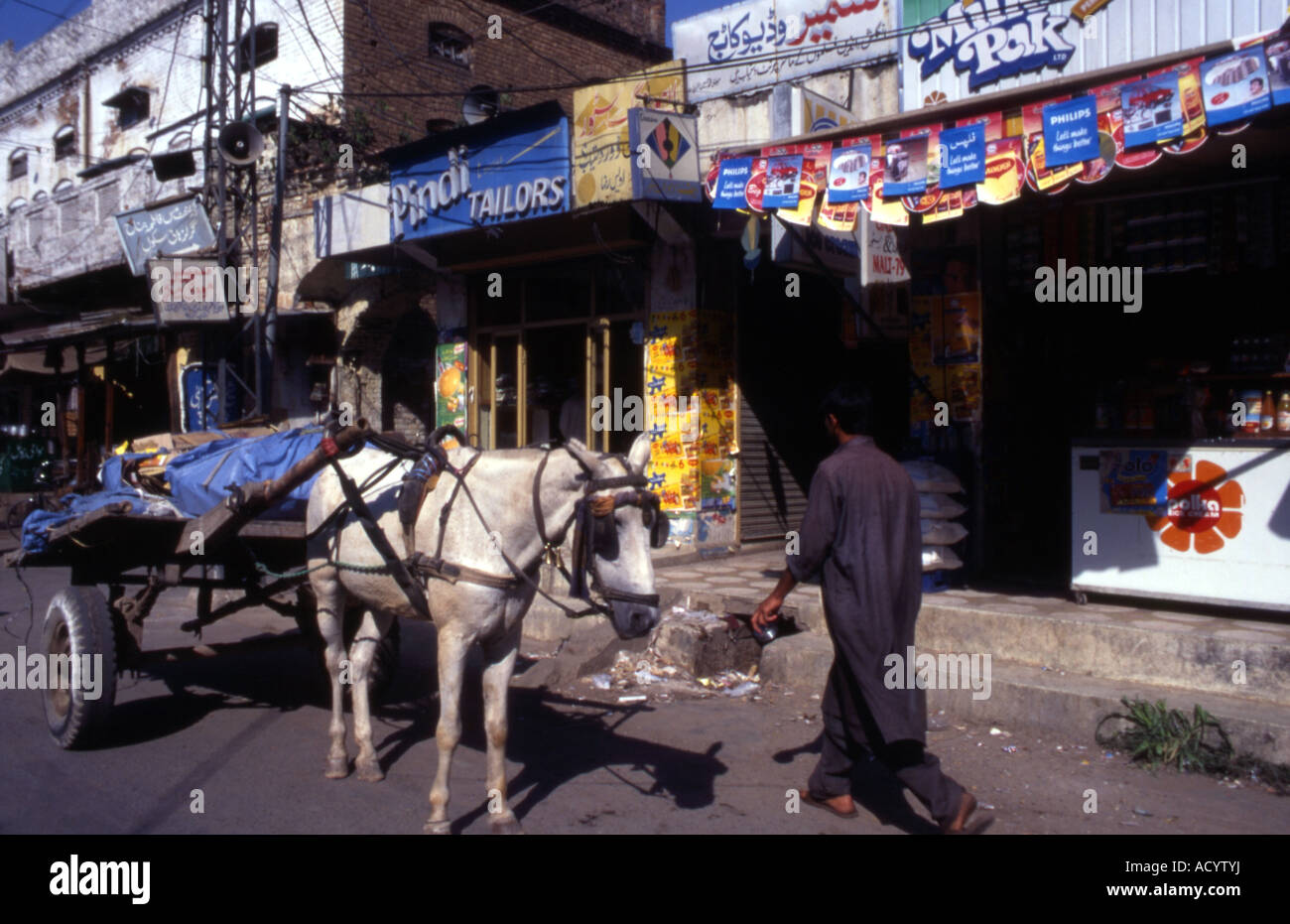 Typische Straßenszene, Rawalpindi, Pakistan. Stockfoto