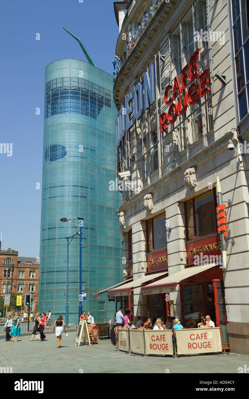 Urbis Museum und Street Cafe Manchester Lancashire England Stockfoto